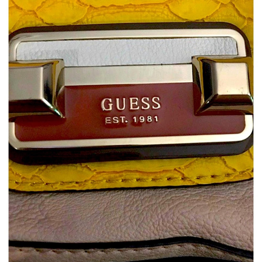 Guess purse